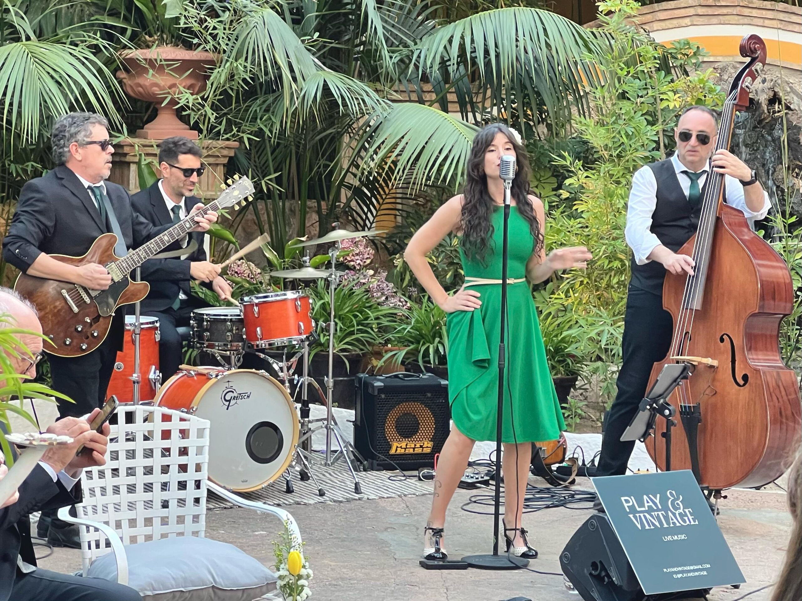 Música en directo para eventos en Valencia: amplio repertorio americano de jazz y rock and roll
